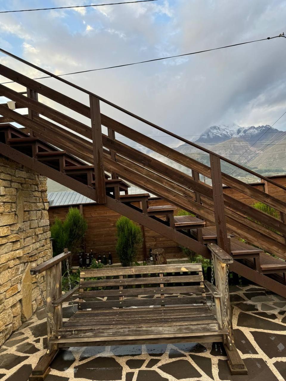 Hotel Kazbegi 1963 Екстер'єр фото
